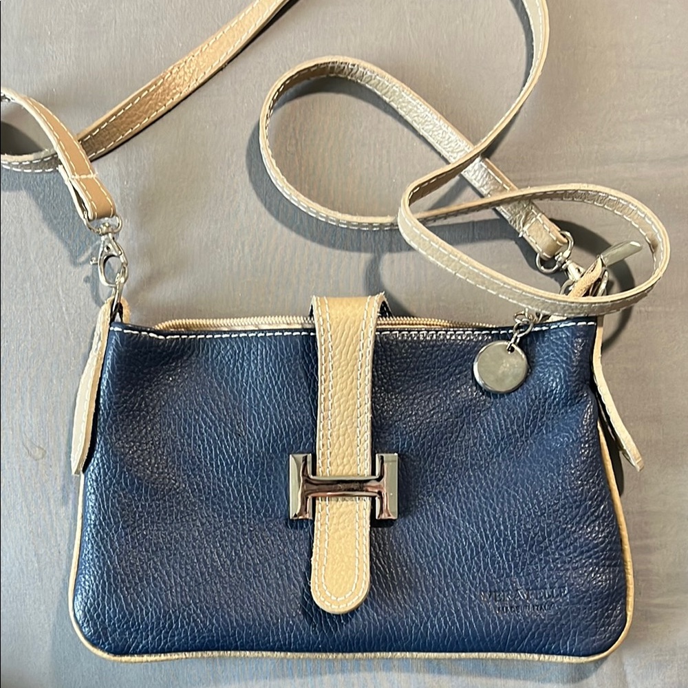 Vera Pelle Navy and Cream Leather Crossbody Bag